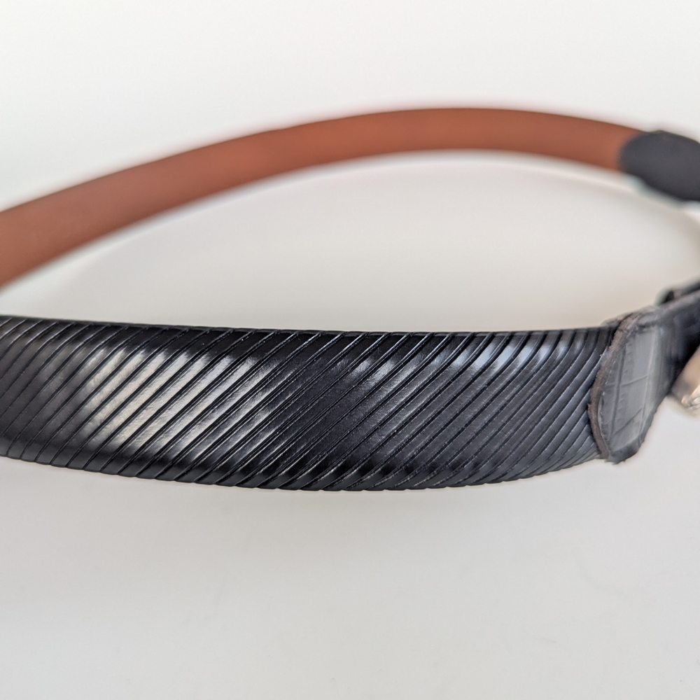 Johnston & Murphy Black and Brown Leather Belt - Picture 3 of 10